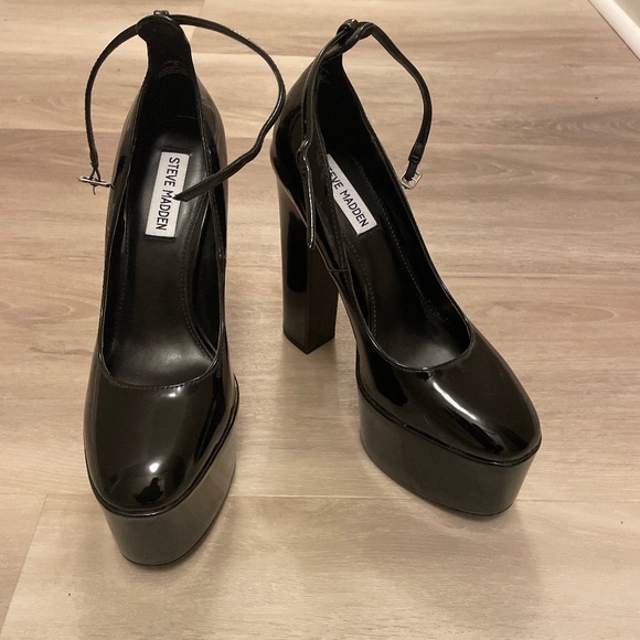 Steve Madden platform shoes - Picture 1 of 5